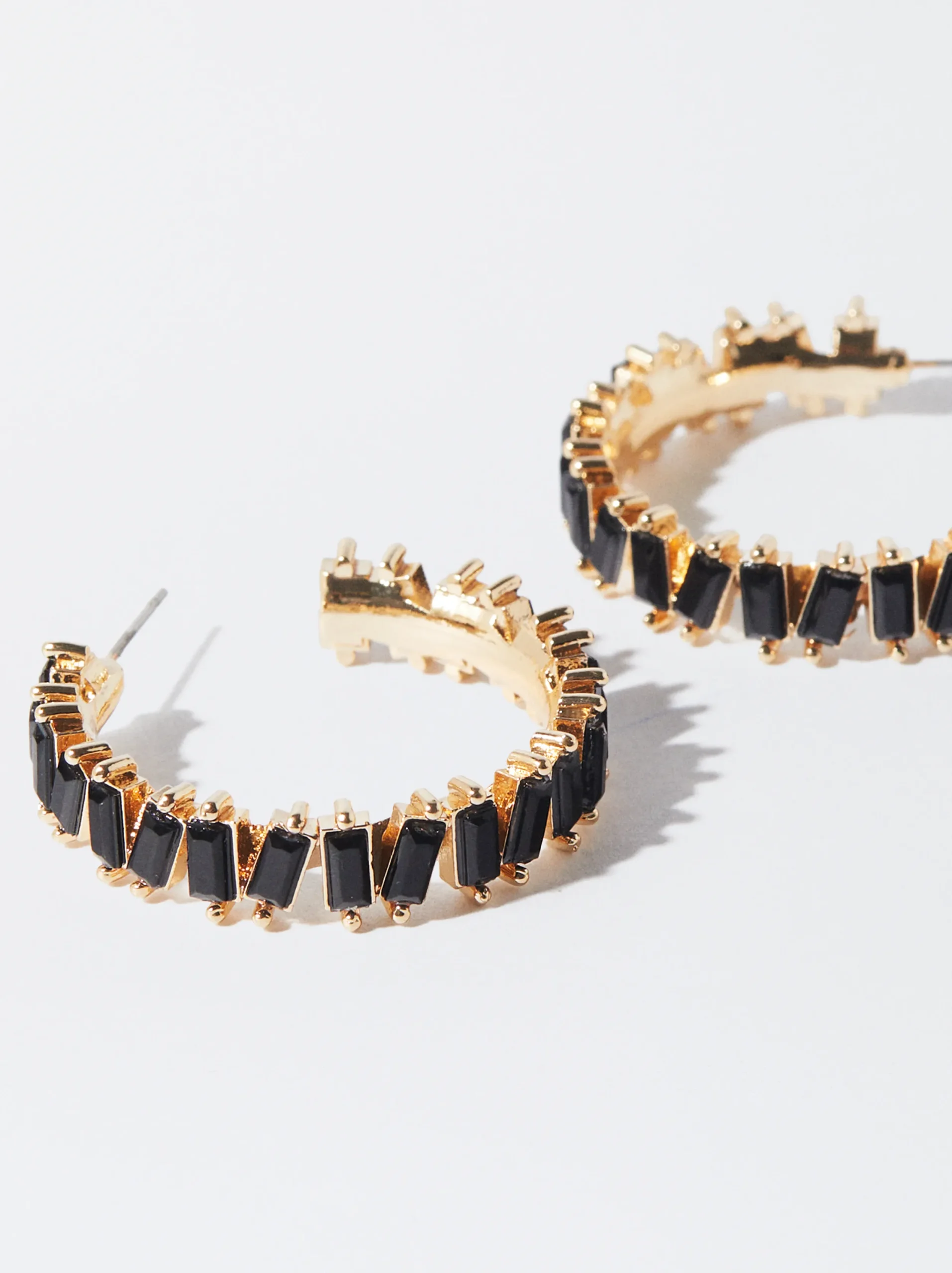 PARFOIS Aros Dorados Con Cristales Negro Sale