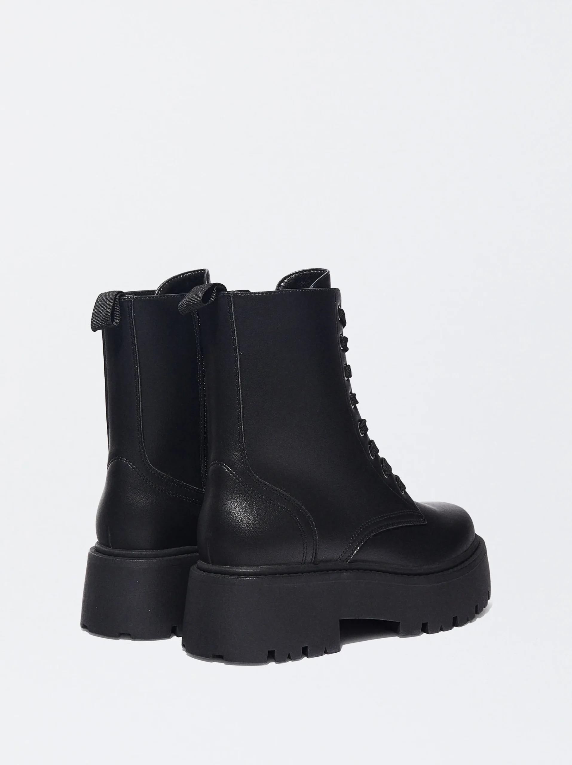 PARFOIS Bota Track Acordonada Negro Online