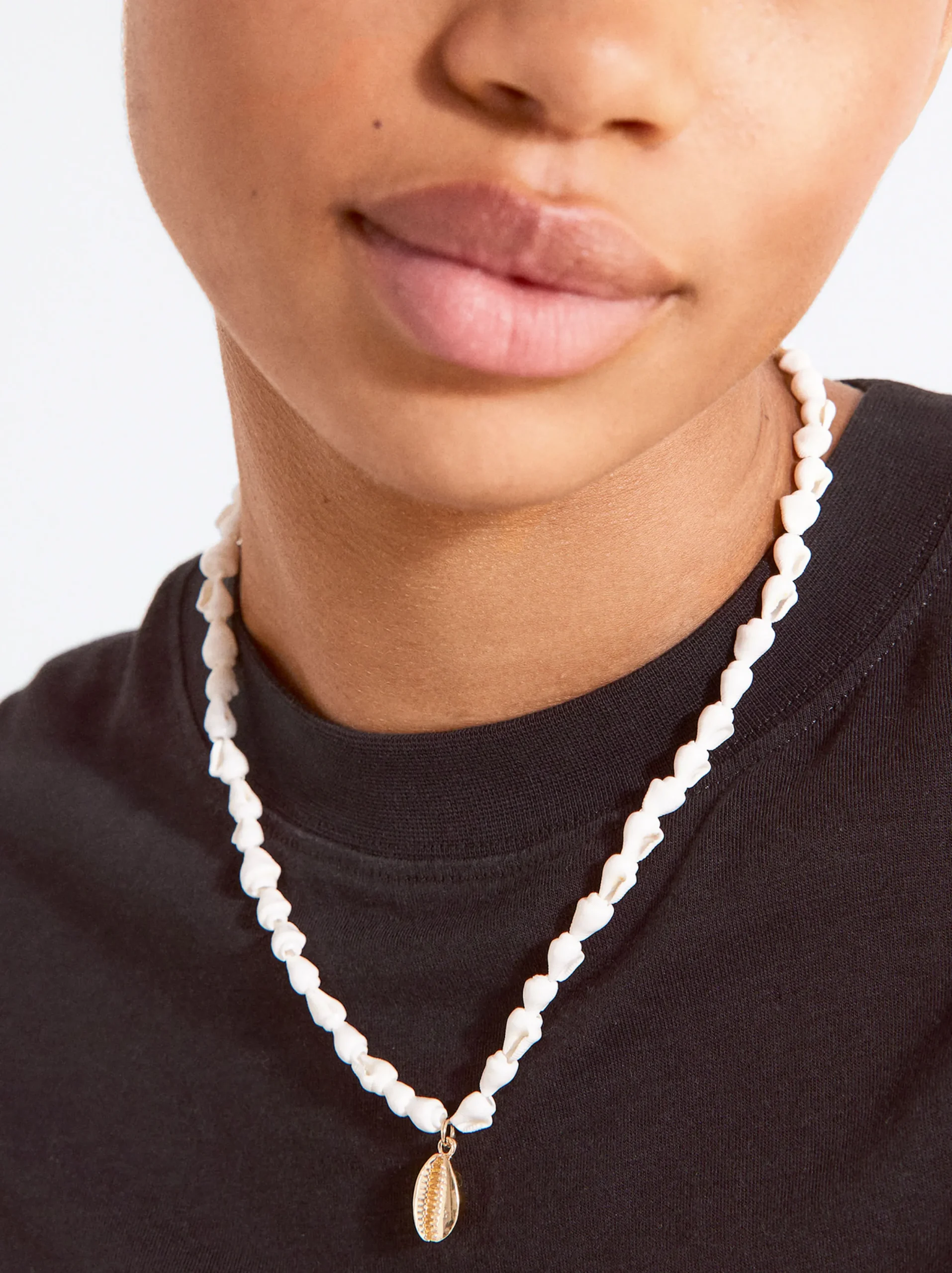 PARFOIS Collar Con Concha Dorado Store