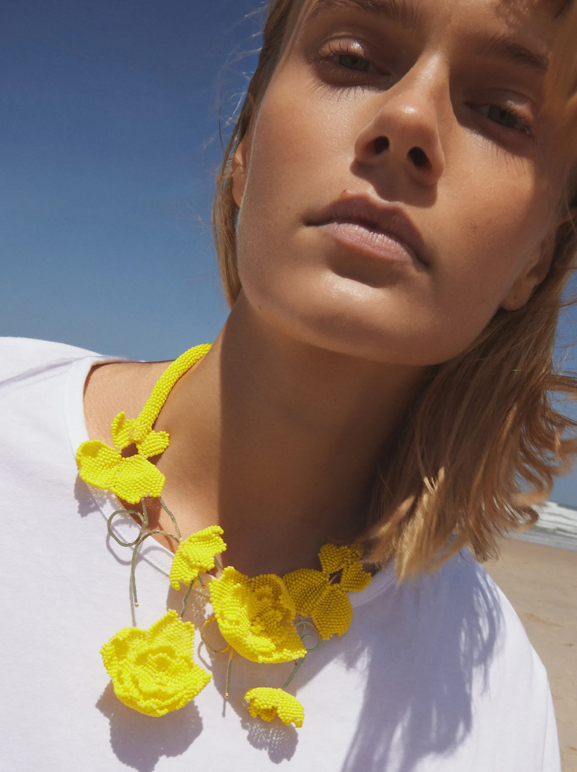 PARFOIS Collar Con Flores Y Abalorios Amarillo Fashion
