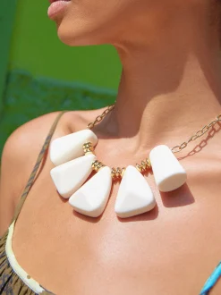 PARFOIS Collar Dorado Con Resina Blanco Best