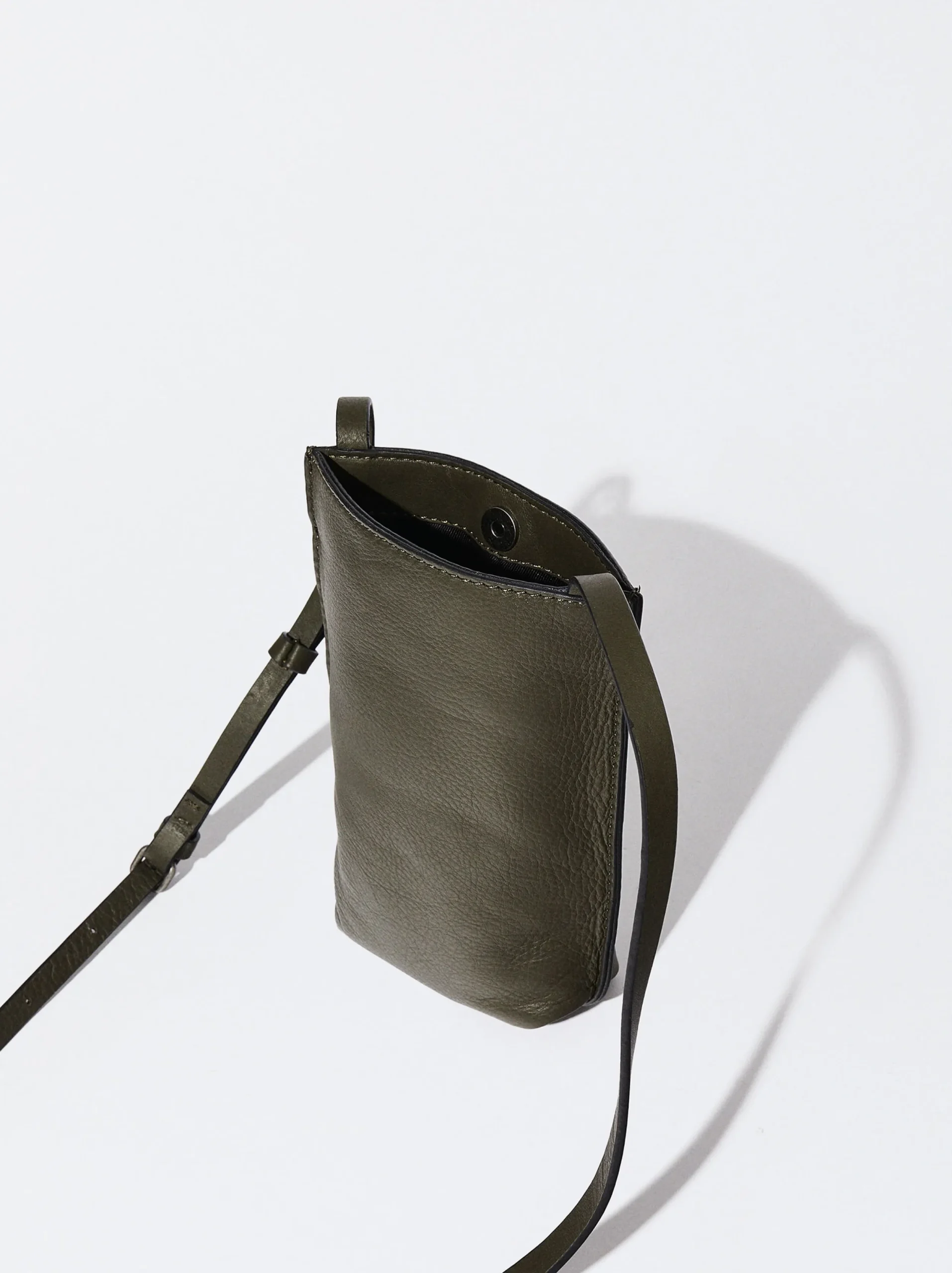 PARFOIS Exclusivo Online - Bolso Para Móvil De Piel Caqui New