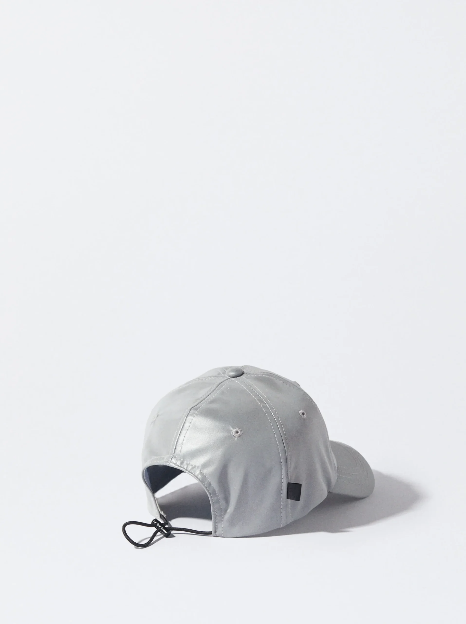 PARFOIS Exclusivo Online - Gorra Tejido Técnico Plateado Hot