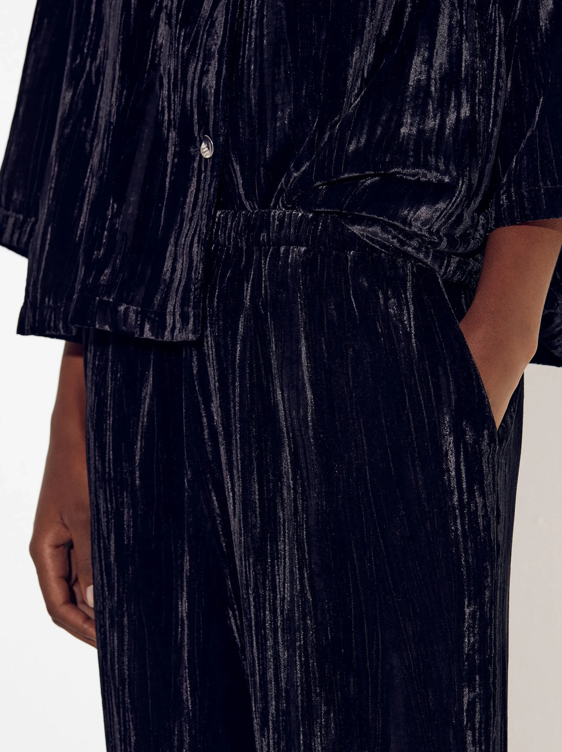 PARFOIS Exclusivo Online - Pantalón De Terciopelo Negro Store
