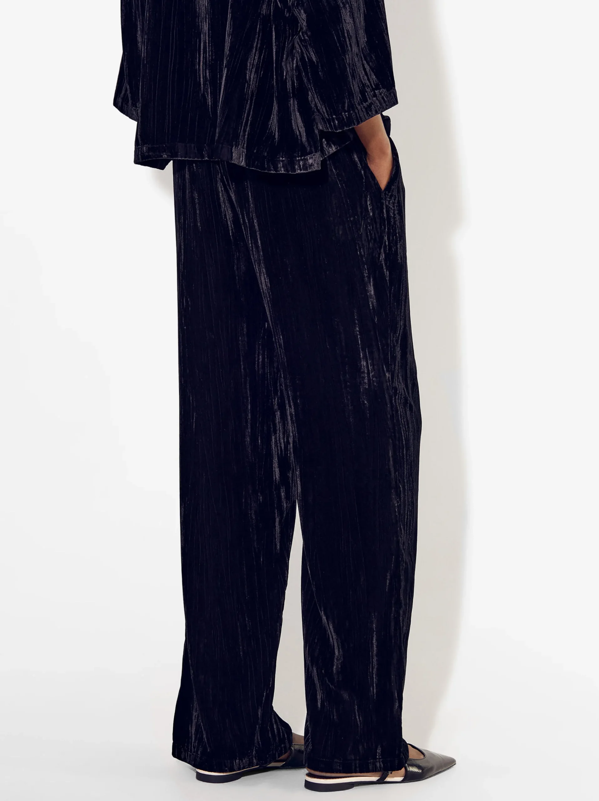 PARFOIS Exclusivo Online - Pantalón De Terciopelo Negro Store