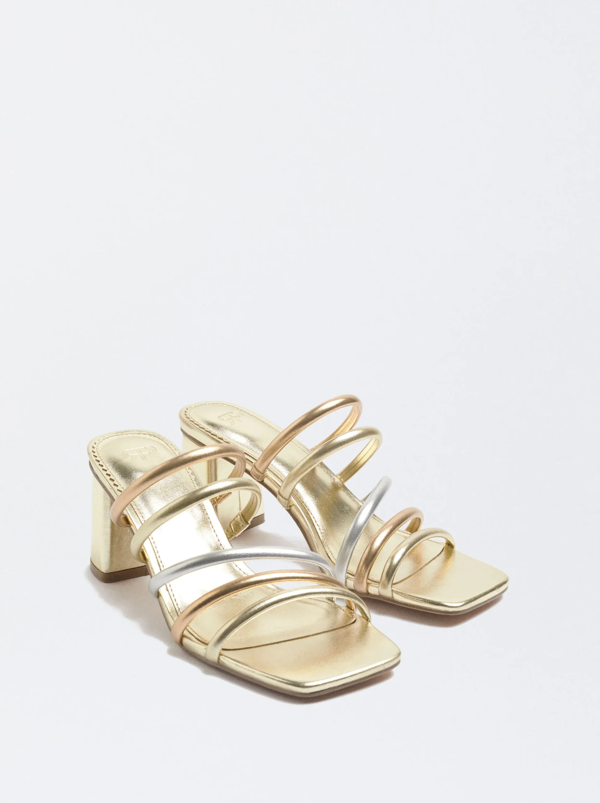 PARFOIS Exclusivo Online - Sandalia Tacón Tiras Metalizadas Multicor Online