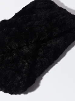 PARFOIS Gola De Pelo Negro Hot