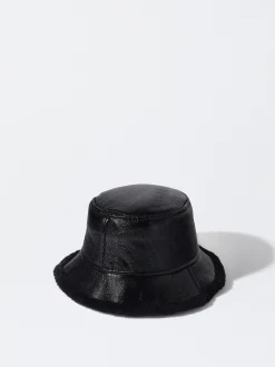 PARFOIS Gorro Bucket Impermeable Charol Negro Outlet