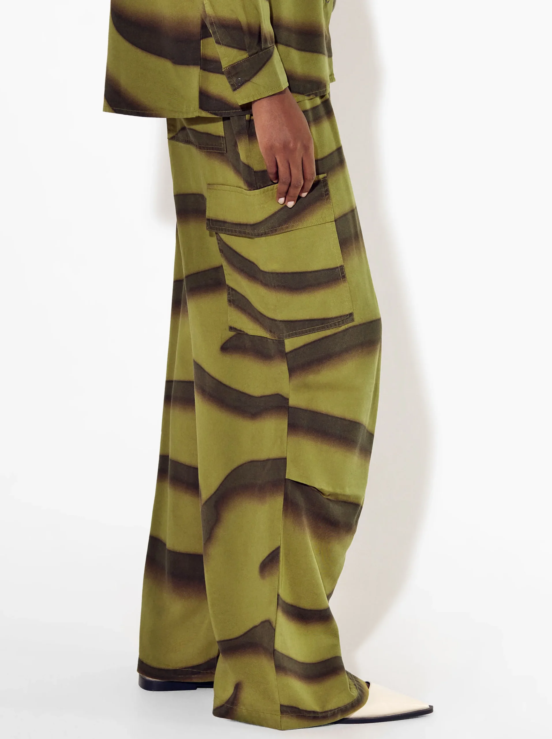 PARFOIS Pantalón Estampado Con Bolsillos Verde Sale