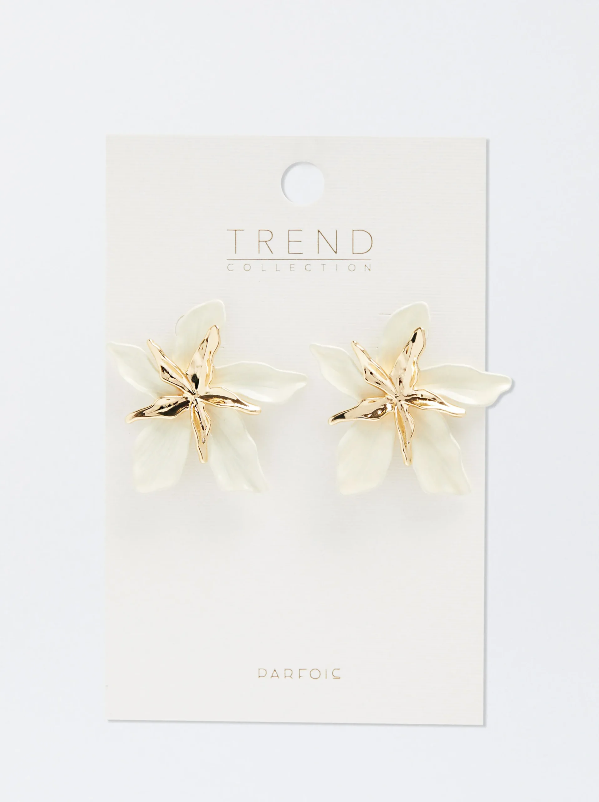 PARFOIS Pendientes Con Flor Esmaltada Beige Store