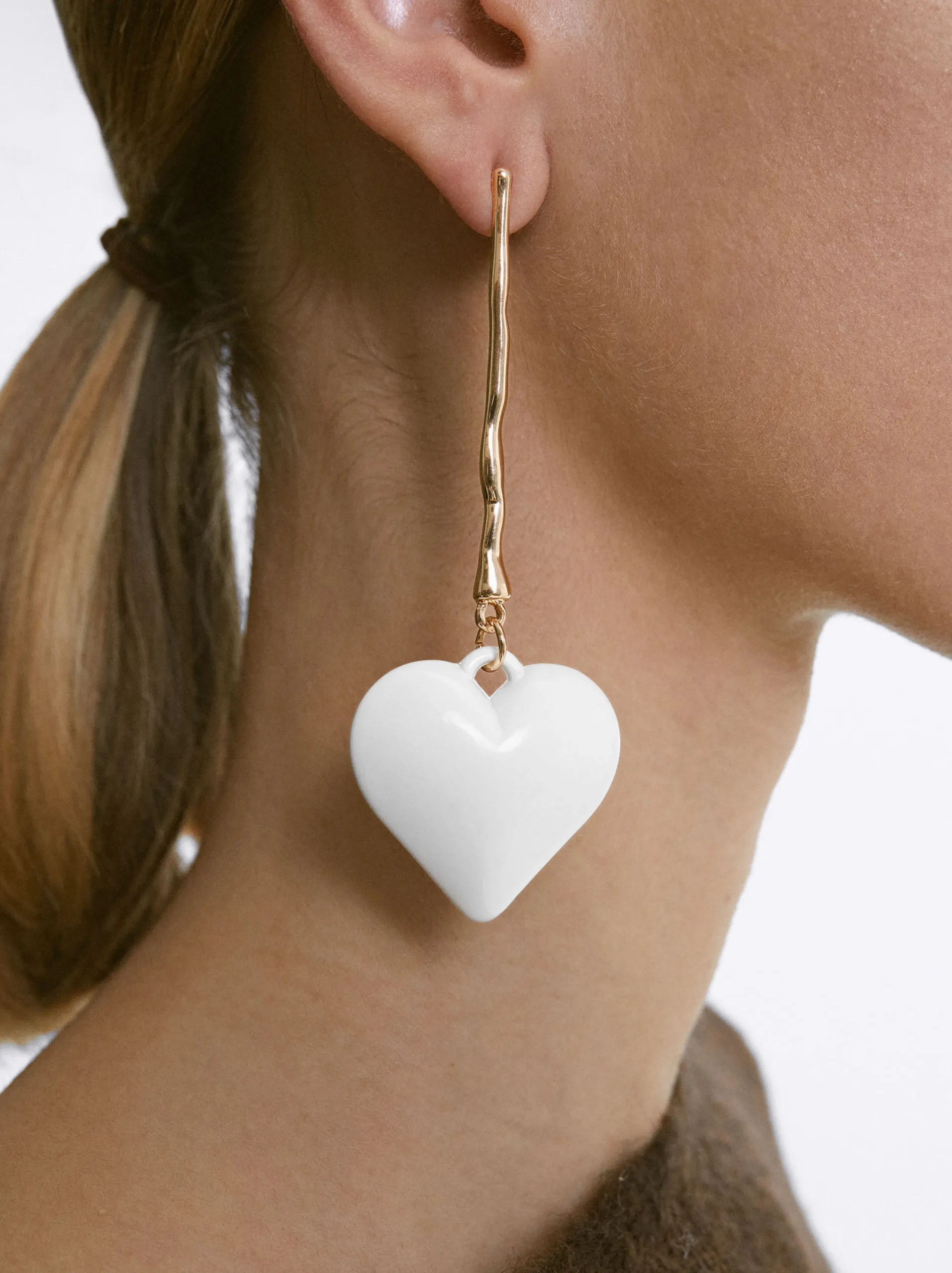 PARFOIS Pendientes Corazón Beige Online