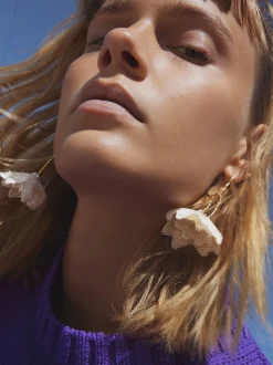 PARFOIS Pendientes Flor Con Abalorios Beige Best Sale