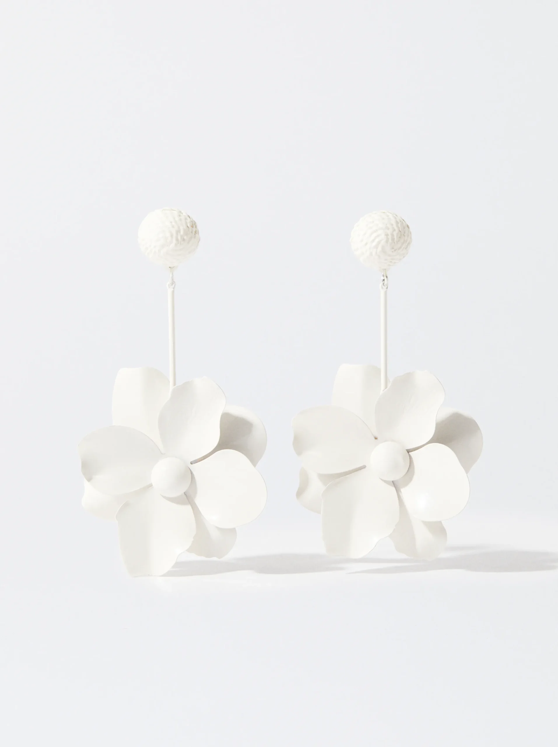 PARFOIS Pendientes Flor Con Resina Blanco Outlet