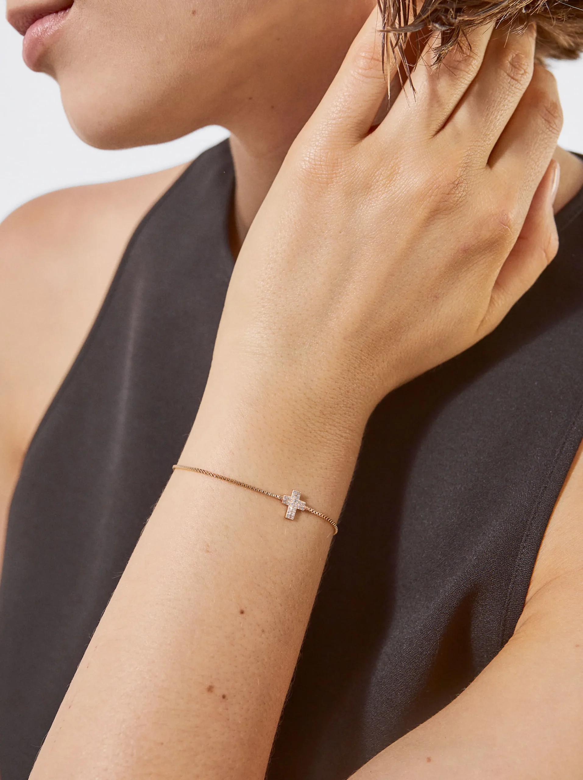 PARFOIS Pulsera Dorada Con Circonitas Y Cruz Dorado Store