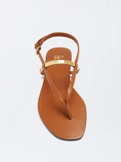 PARFOIS Sandalia Plana Detalle Metálico Camel New